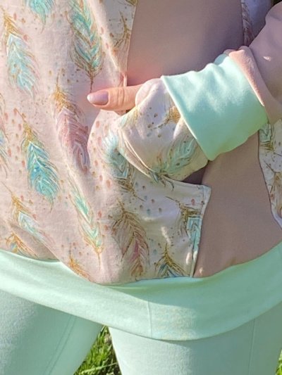 19c-skylar_knit_raglan_hoodie_vb