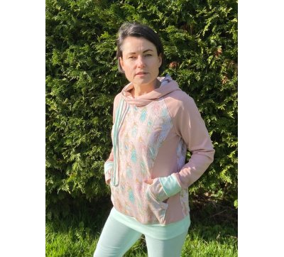 19b-skylar_knit_raglan_hoodie_vb