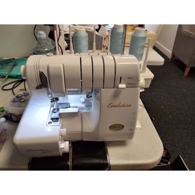 24-baby_lock_overlocker_jw